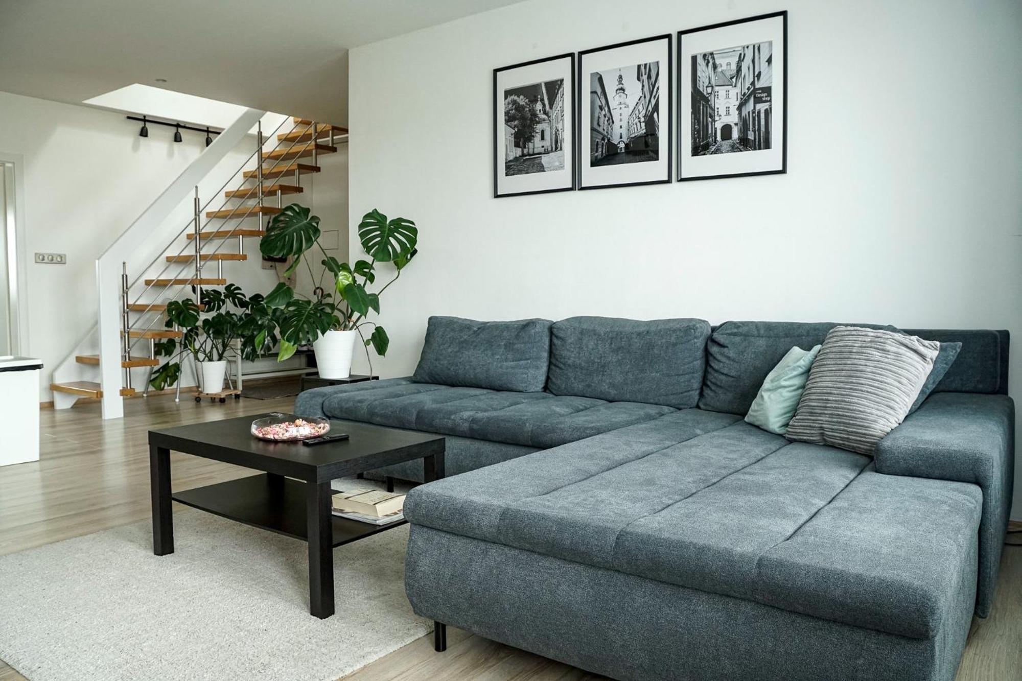 Urban Zenhouse No.2 - Breakfast Included Apartment Pressburg
